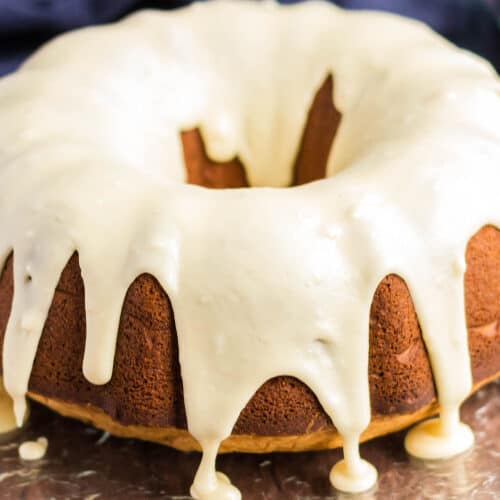 A Cream Cheese Pound Cake Your Guests Can't Resist!