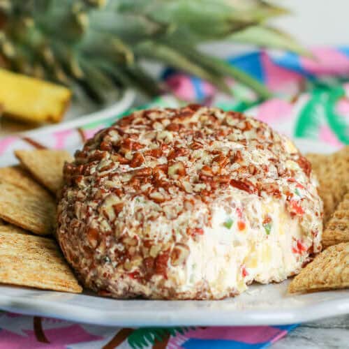 A Pineapple Cheeseball Your Family & Friends Will Love