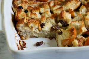 Southern Bread Pudding - Southern Eats & Goodies