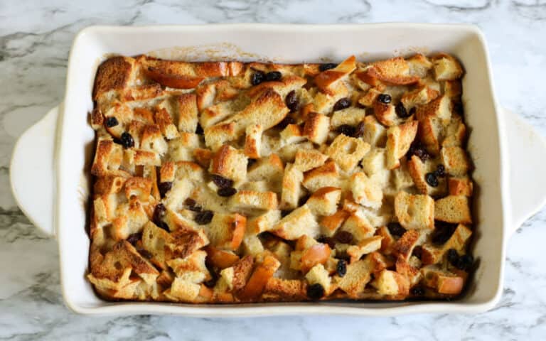 Southern Bread Pudding - Southern Eats & Goodies