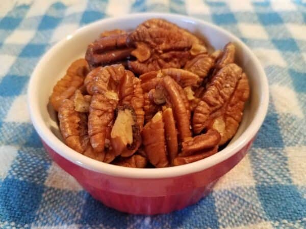 Roasted Pecans That Are Simply Delicious - Southern Eats & Goodies