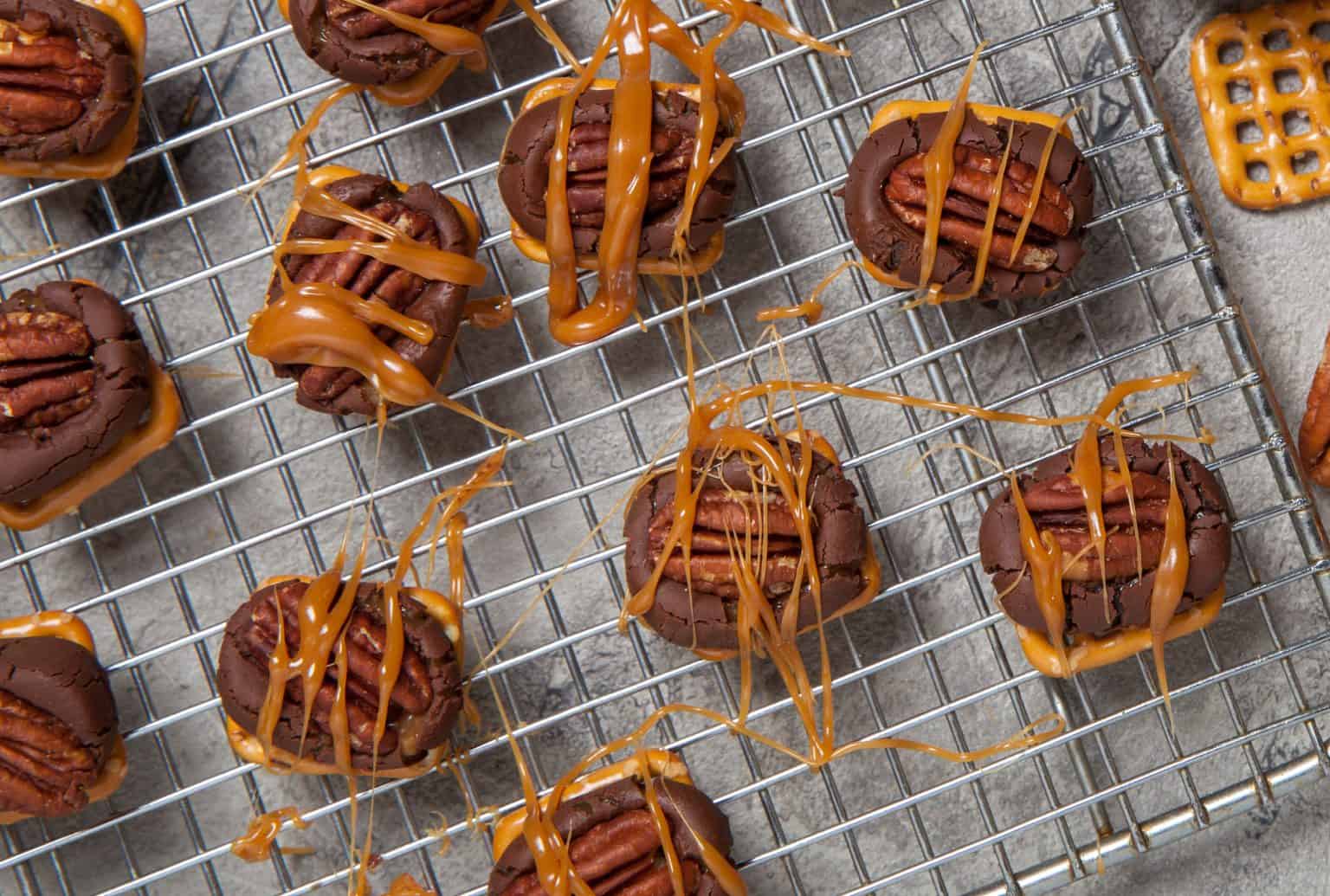 Quick and Easy Pecan Turtle Candy - Southern Eats & Goodies