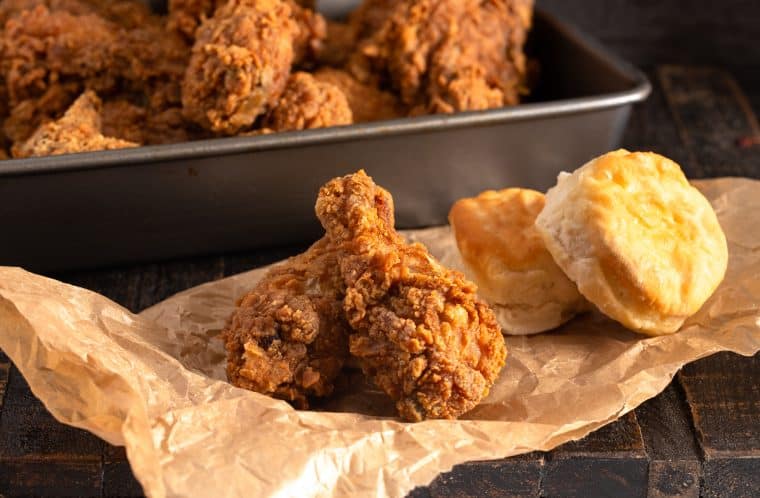 Southern Crispy Fried Chicken Recipe - Southern Eats & Goodies